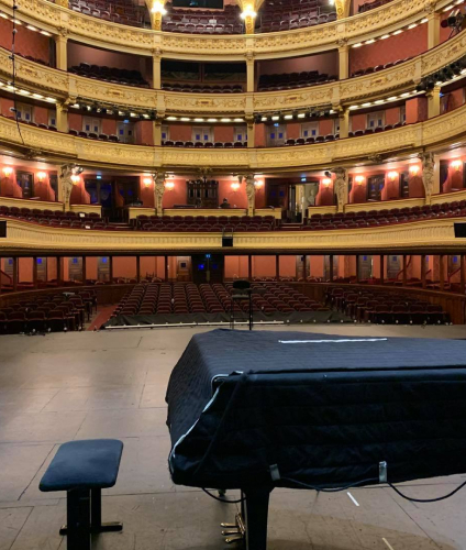 piano théâtre